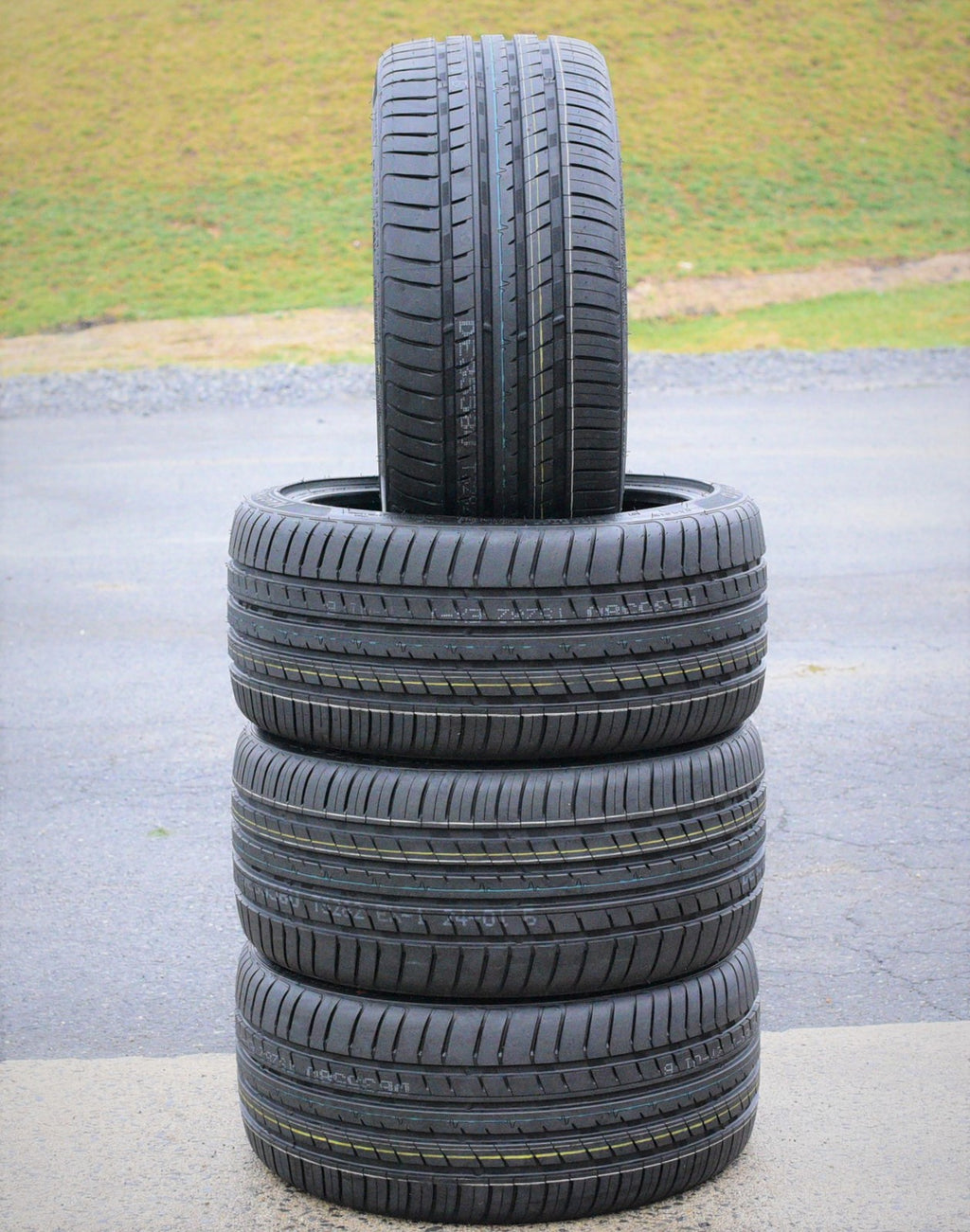 2 New Cosmo Muchomacho 215/40R18 89Y ZR XL High Performance A/S All Season Tires
