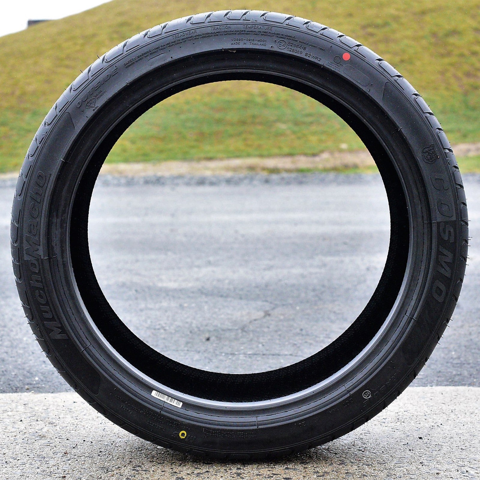 2 New Cosmo Muchomacho 215/40R18 89Y ZR XL High Performance A/S All Season Tires